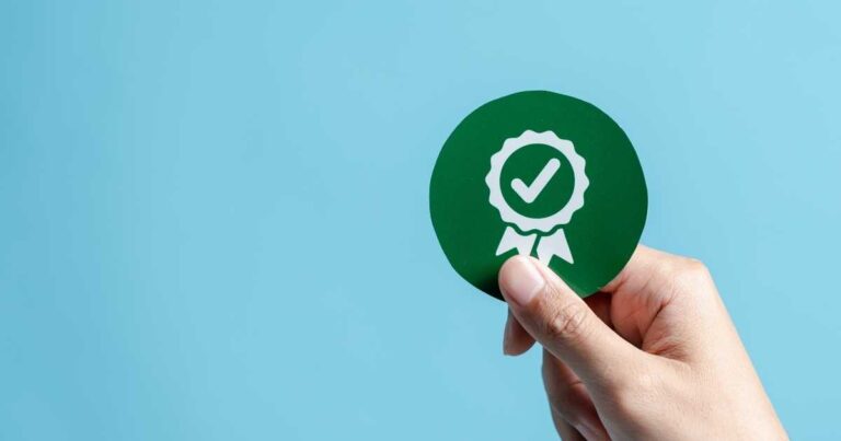 Lavoro e Carriera: 5 Certificazioni Strategiche oltre il Diploma