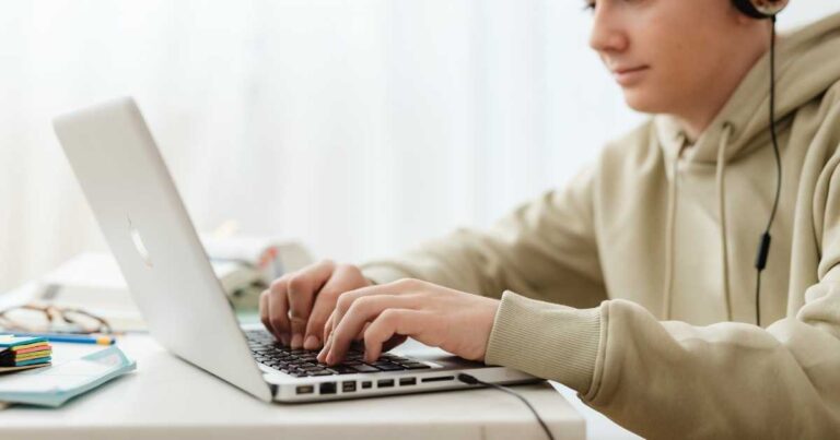 Diploma Online: 3 Cose Strategiche per Evitare Truffe nel 2026