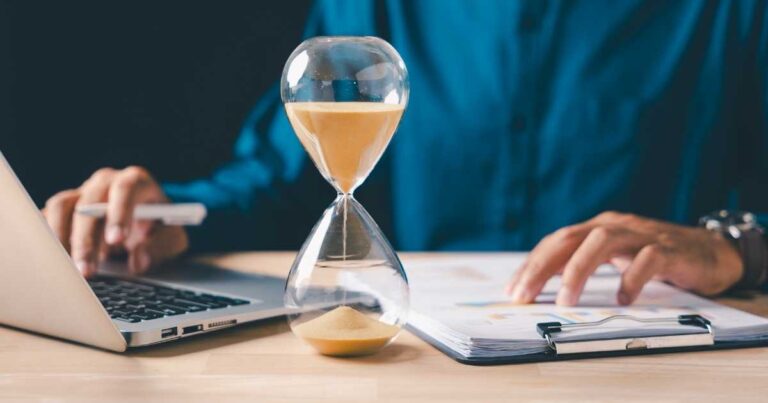 Prove Scritte Maturità 2026: 4 Tecniche Strategiche per gestire il tempo e non andare in panico (Guida Definitiva)
