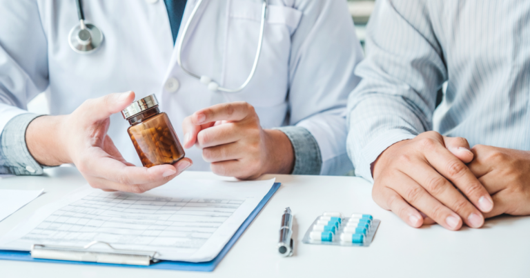 Medicina vs Professioni Sanitarie: 7 Verità Incredibili sul Lavoro