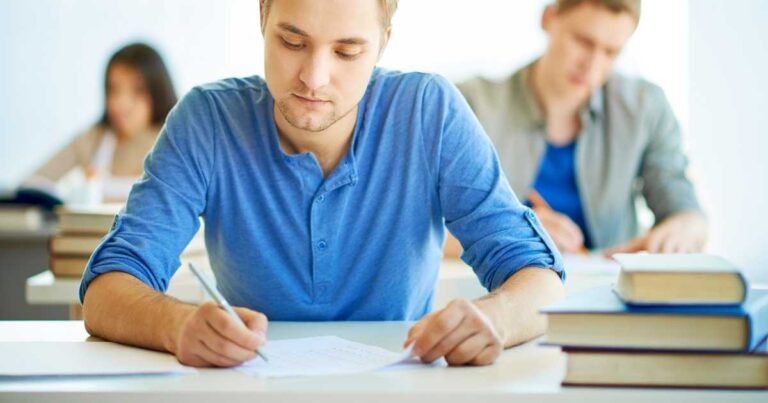 Voto minimo di Educazione Civica: 3 Sconvolgenti Verità sulla Maturità