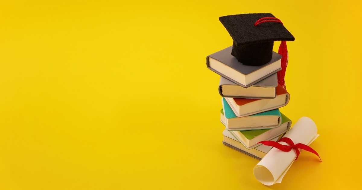 Diplomarsi in un anno: è davvero possibile o è una truffa? 3 Verità Shock