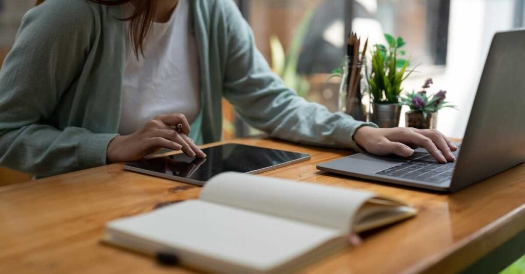 Supporto psicologico ed e-learning per superare il senso di fallimento legato a Ripetere l'anno scolastico.