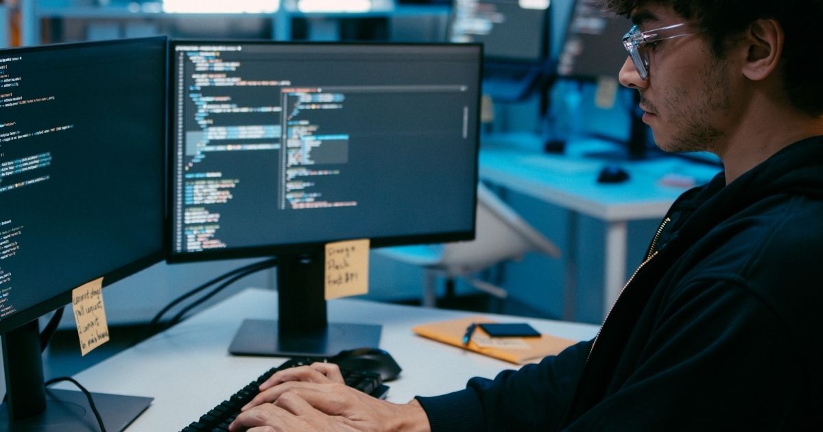 Diploma in Informatica per programmatori 2026: i 3 Straordinari Vantaggi per le carriere Quant