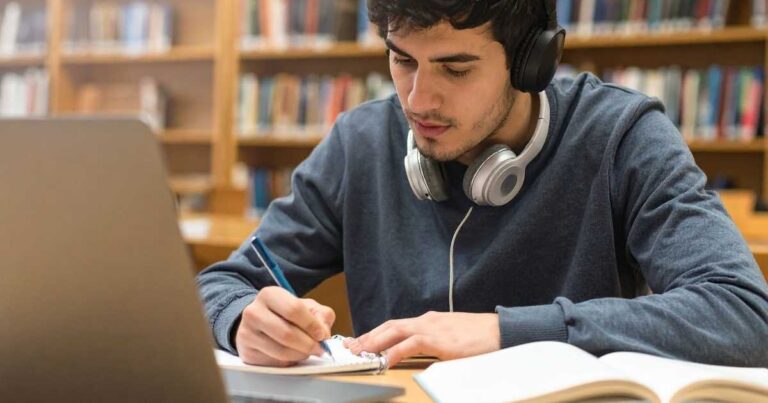 Abbandonare la scuola a 16 anni: i 3 Straordinari Modi di riscatto