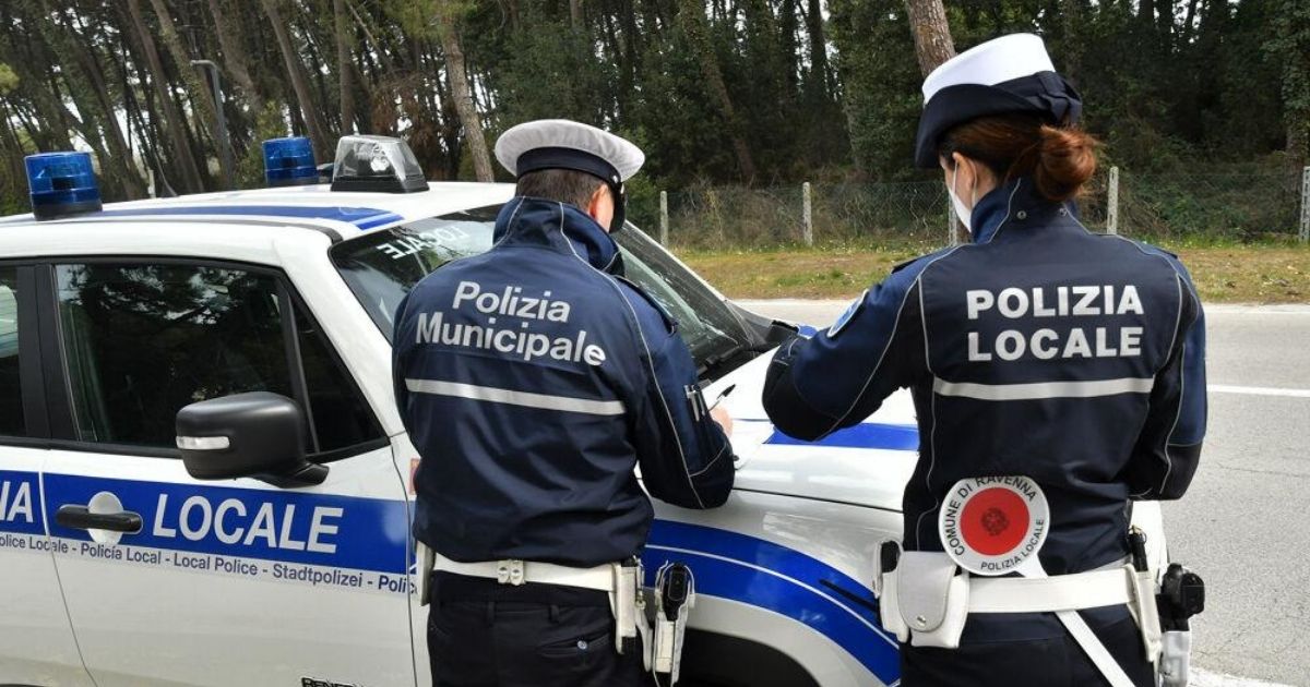 Diploma per concorsi Polizia Locale 2026: i 3 Sconvolgenti Requisiti per i bandi comunali