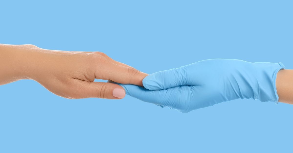 Diploma socio sanitario per lavoratore: i 3 Straordinari Vantaggi per riqualificarsi subito