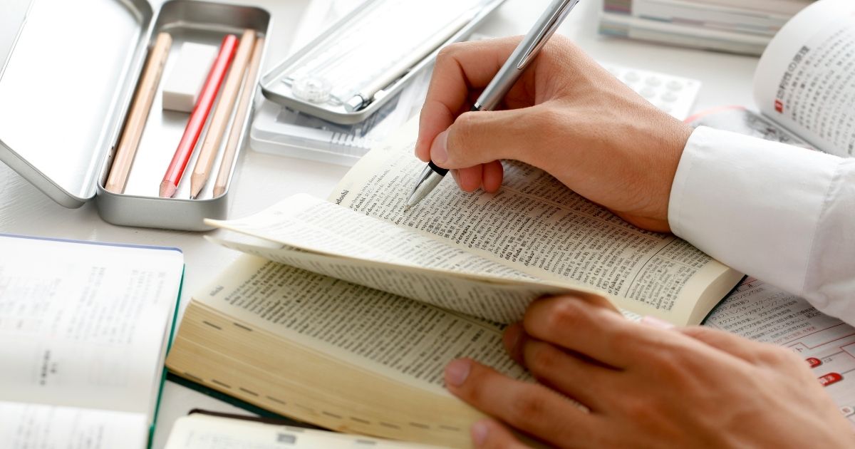 Riprendere gli studi a 30 anni: i 3 Straordinari Metodi per diplomarsi senza ansia