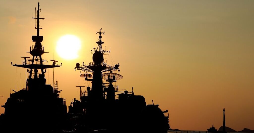 Bando Ministero della Difesa, tabelle titoli e Requisiti di studio concorso vfi marina militare.